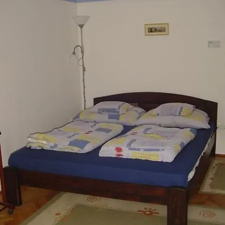 Apartment Azur Eger